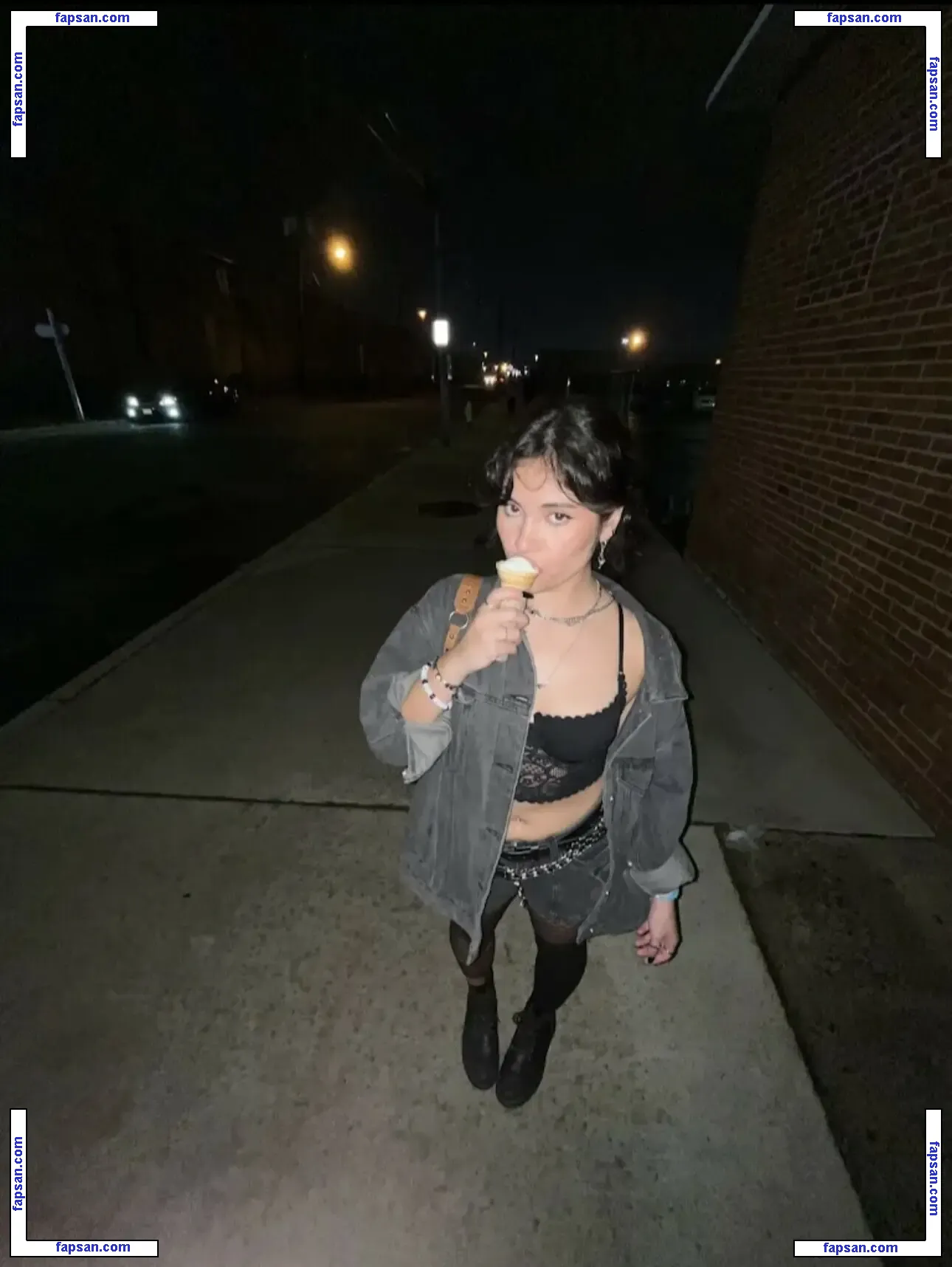 WeepyMouseASMR nude photo #0001 from OnlyFans