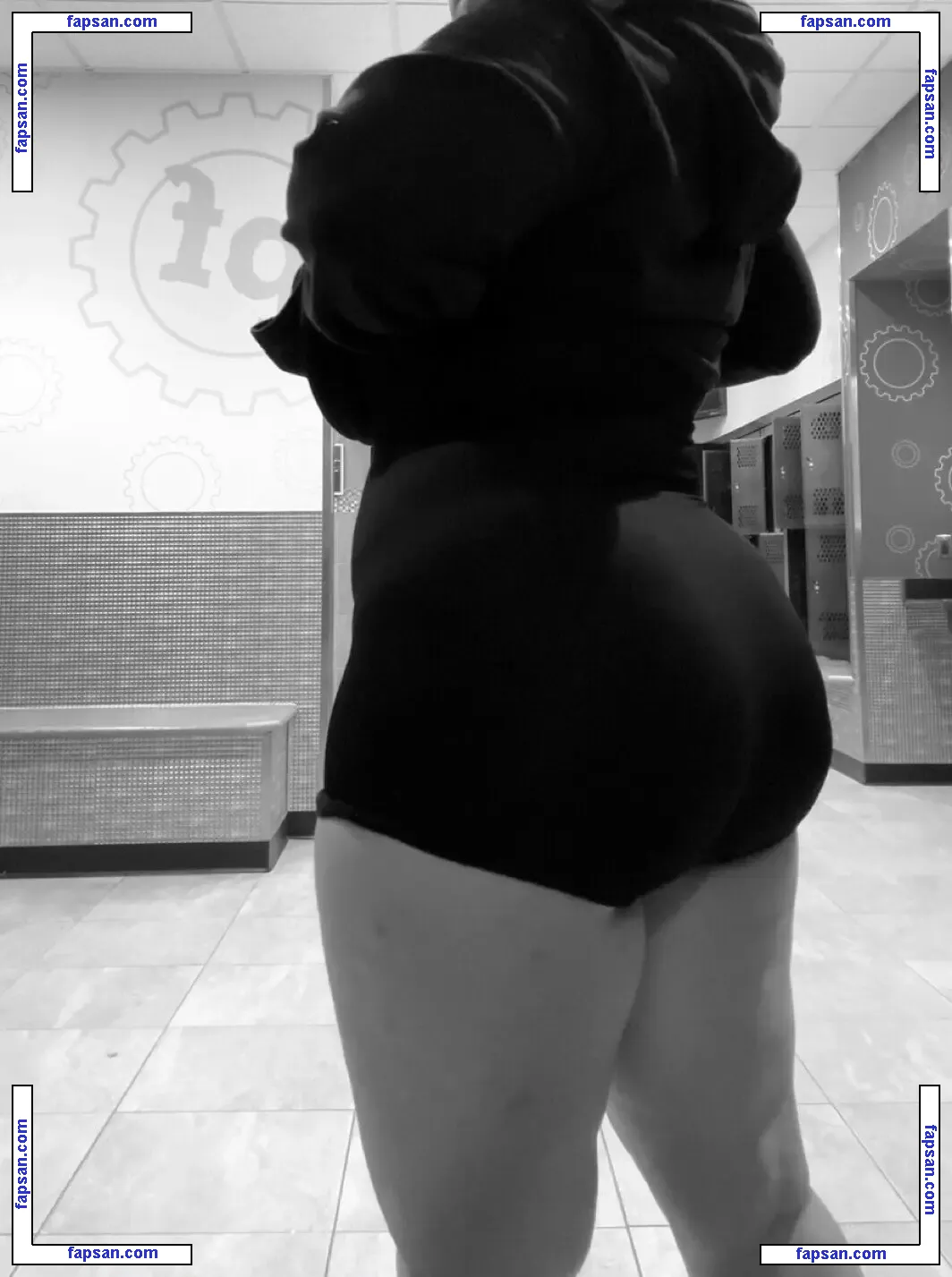 Weezy Weezyouttaherea nude photo #0018 from OnlyFans