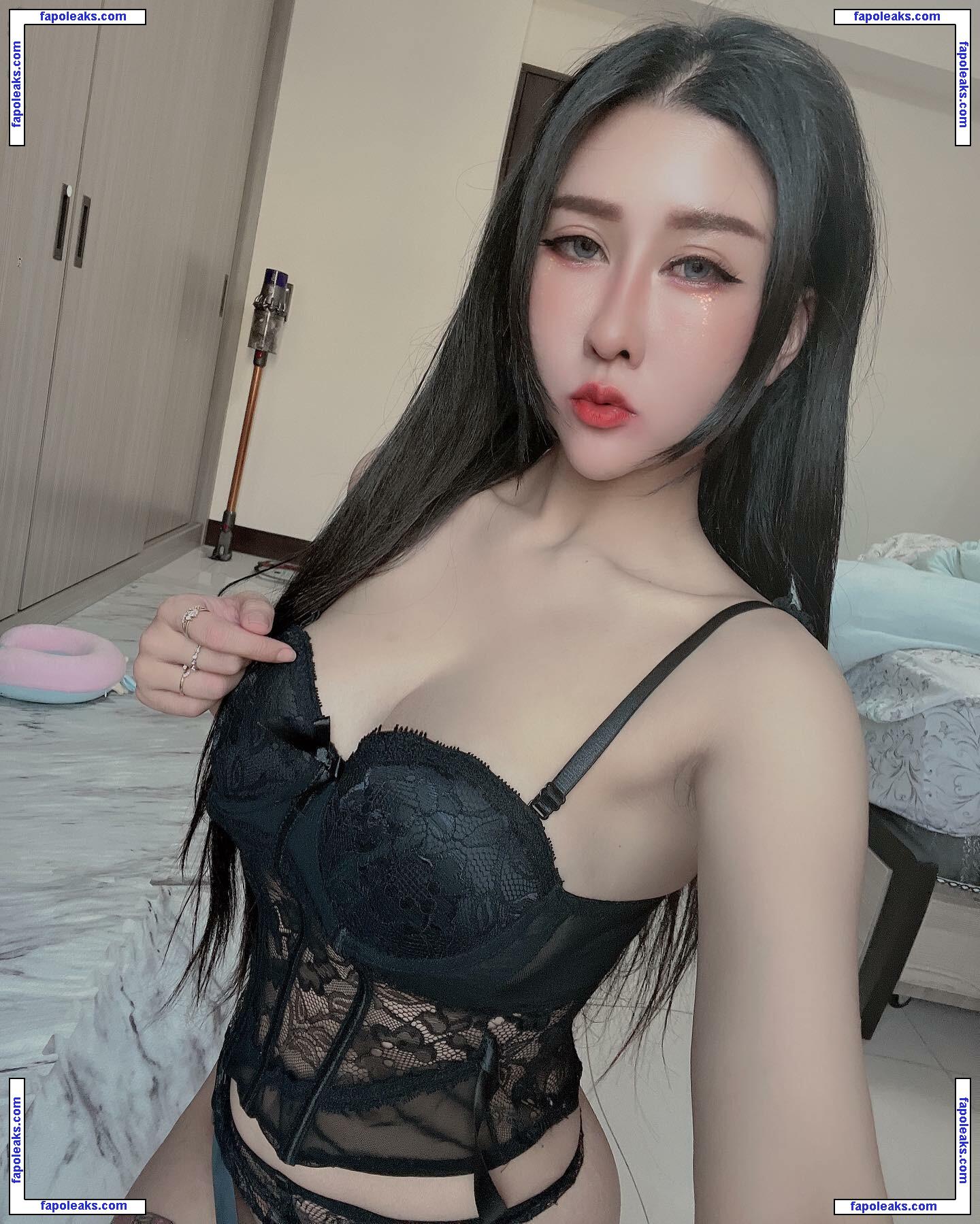 Wei Ling 凌薇 / cocobaby_1016 nude photo #0023 from OnlyFans