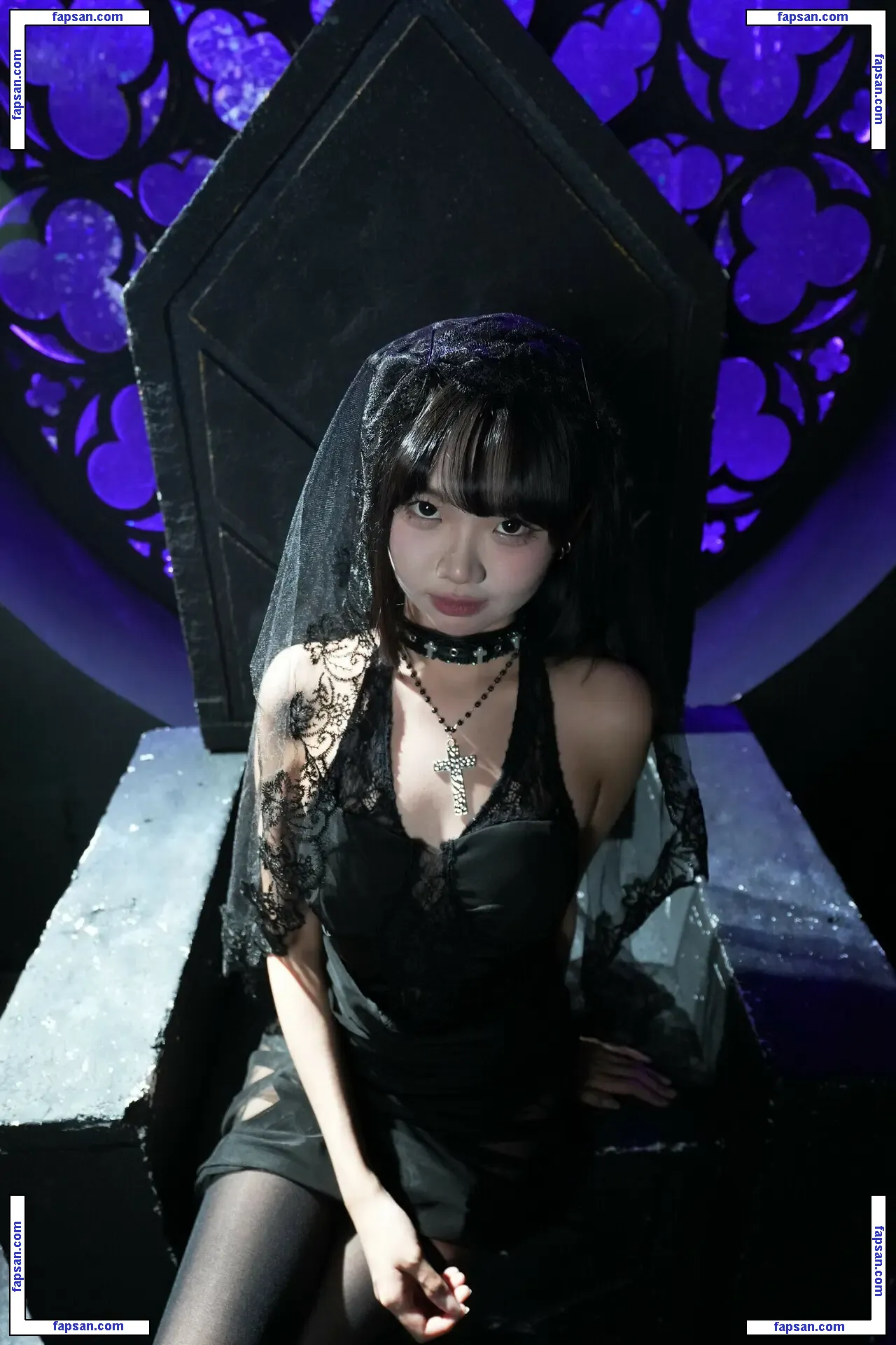 Weitinggg___ голая фото #0049 с Онлифанс