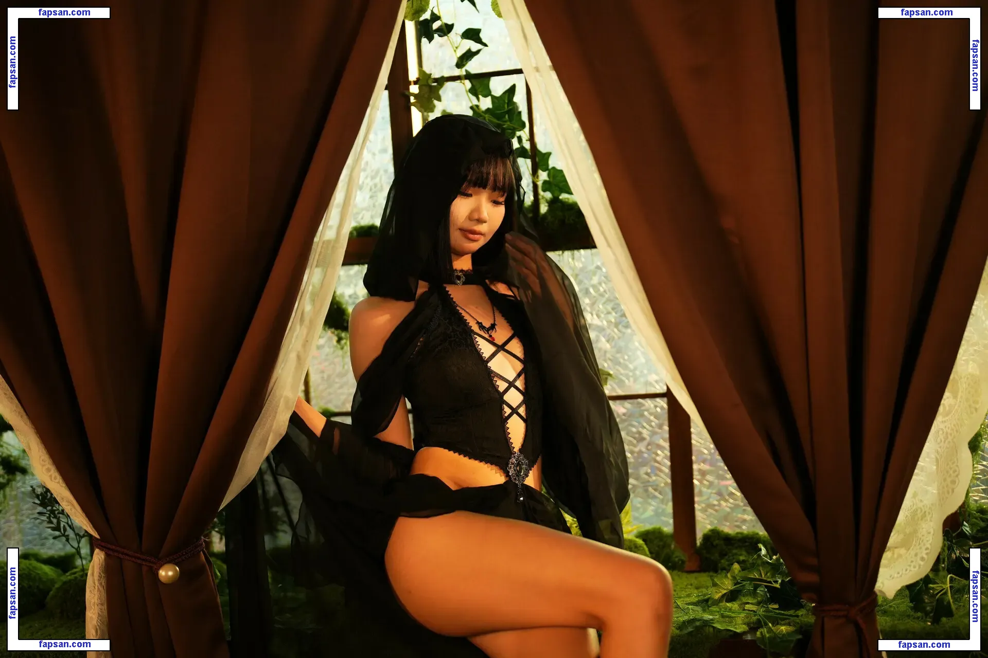 Weitinggg___ голая фото #0062 с Онлифанс