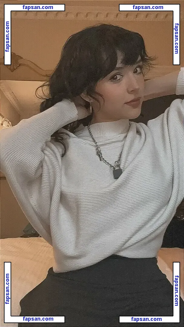 WekaSuwi голая фото #0007 с Онлифанс