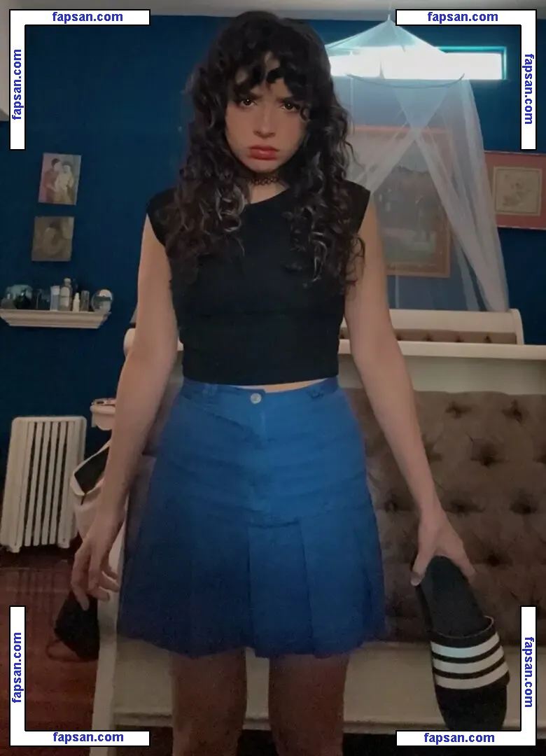 WekaSuwi голая фото #0009 с Онлифанс