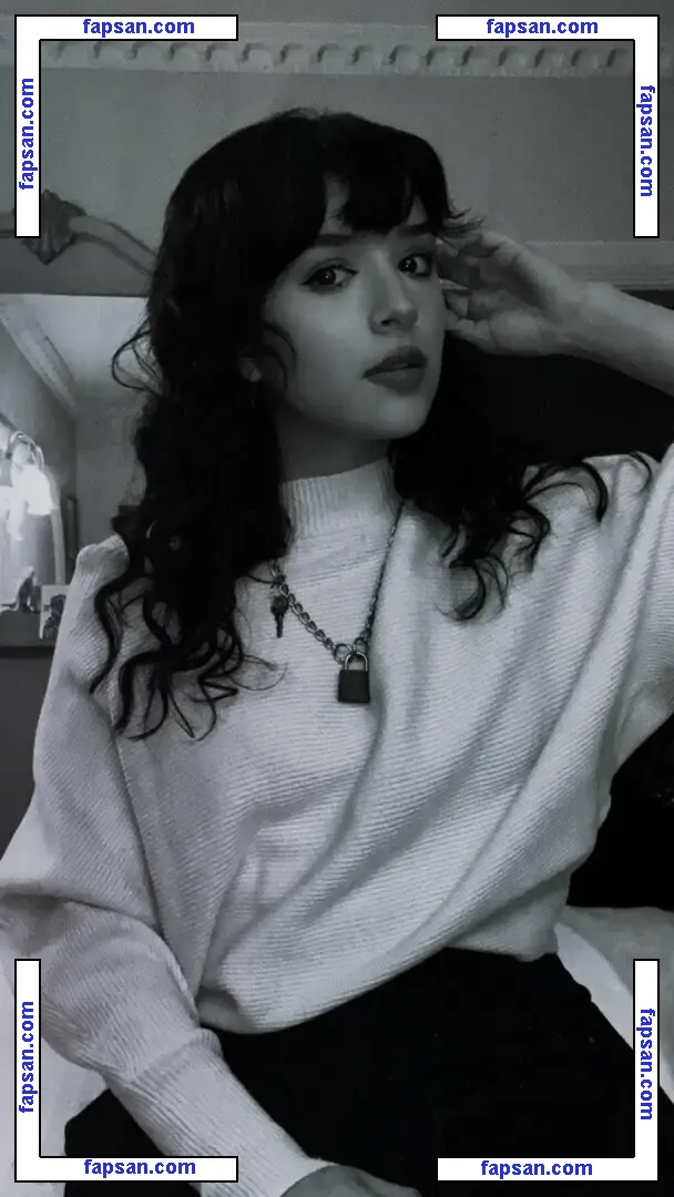 WekaSuwi голая фото #0014 с Онлифанс