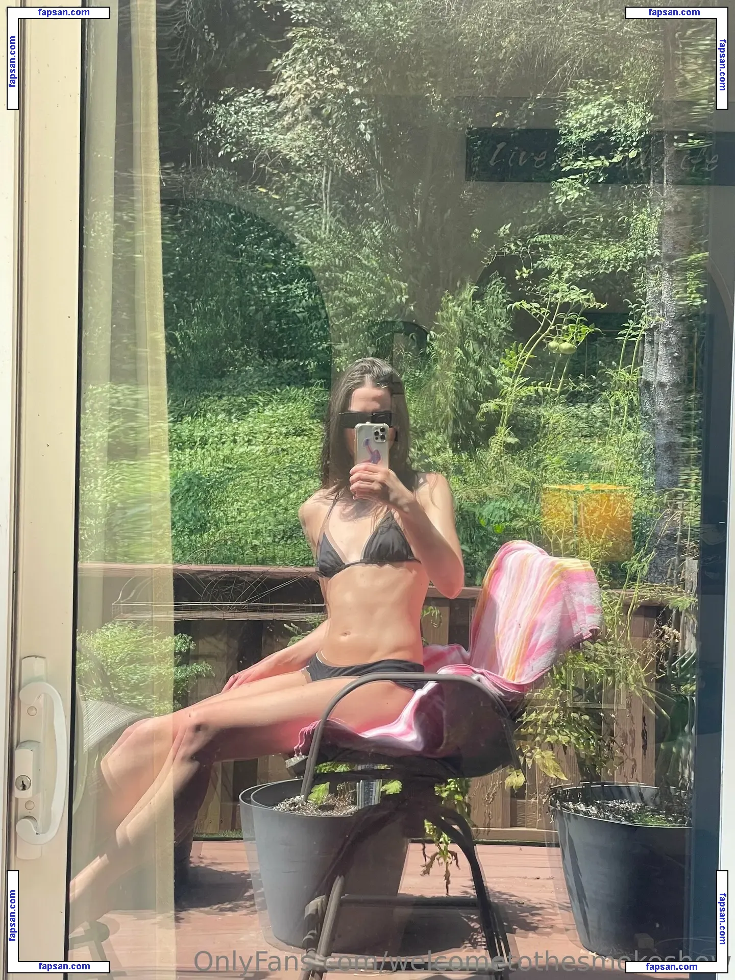 welcometothesmokeshow nude photo #0044 from OnlyFans