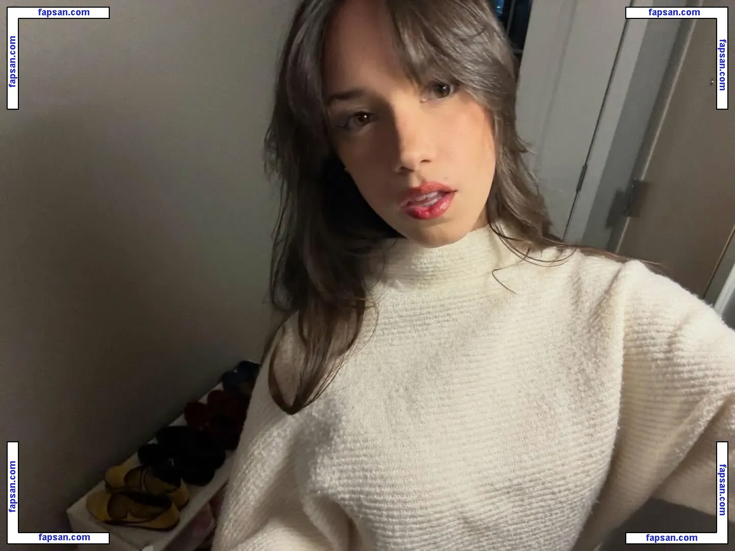 wellbeingwithabigail nude photo #0090 from OnlyFans