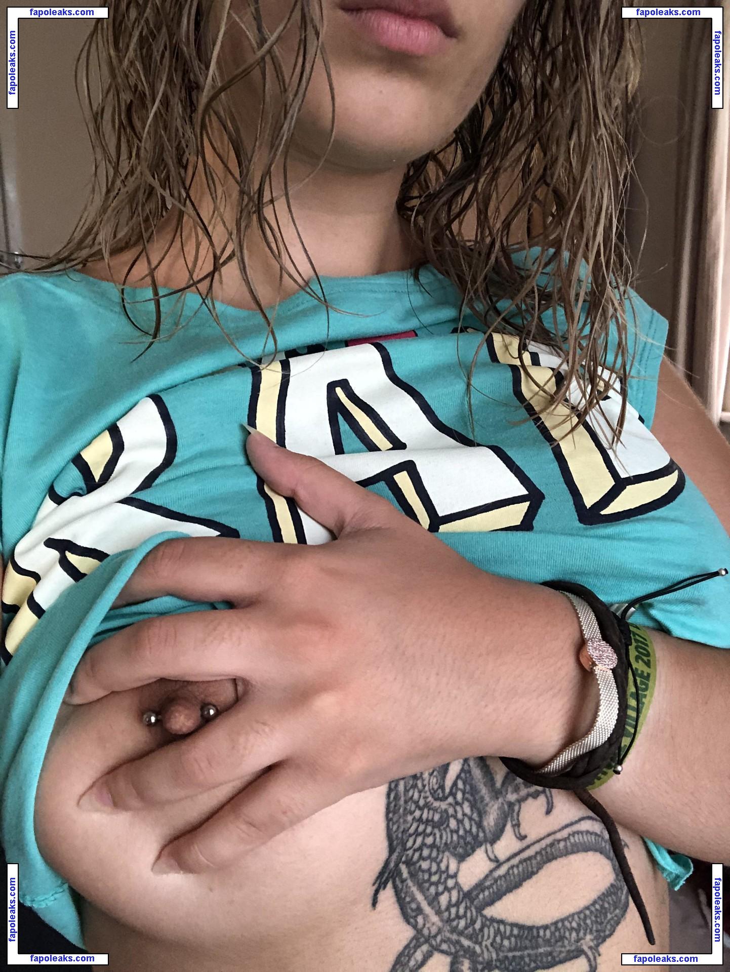 Whitendragons nude photo #0023 from OnlyFans