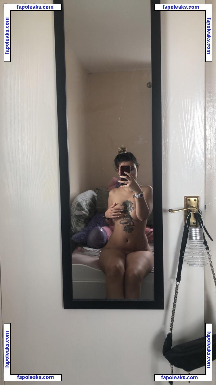 Whitendragons nude photo #0054 from OnlyFans