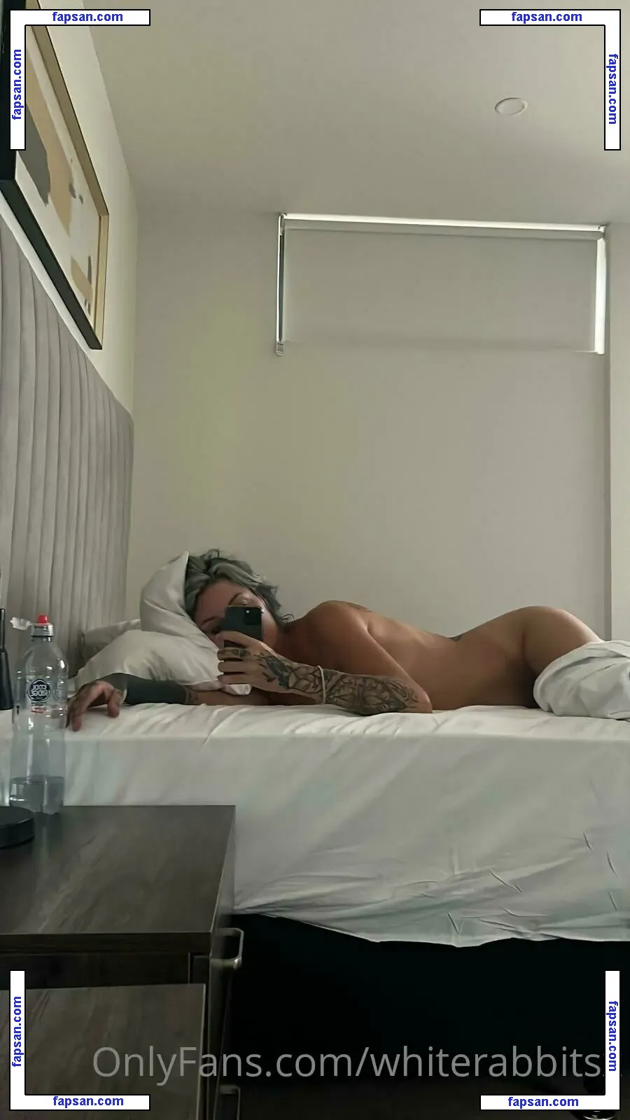 Whiterabbits голая фото #0001 с Онлифанс