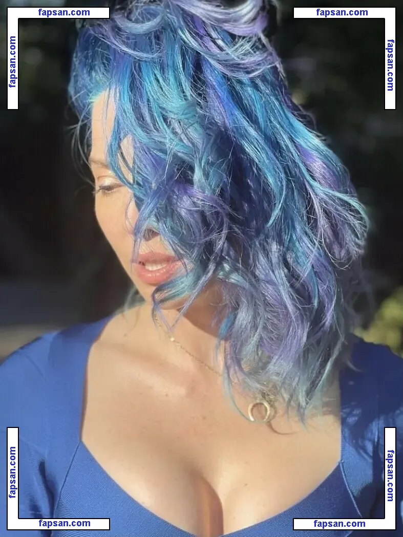 Whitney Cummings nude photo #0558 from OnlyFans