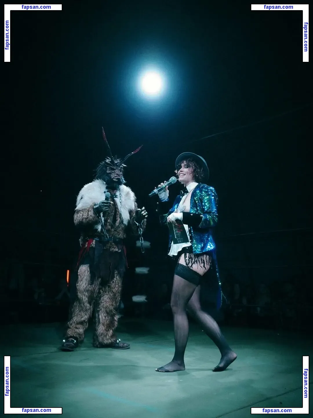 Whitney Moore голая фото #0165 с Онлифанс