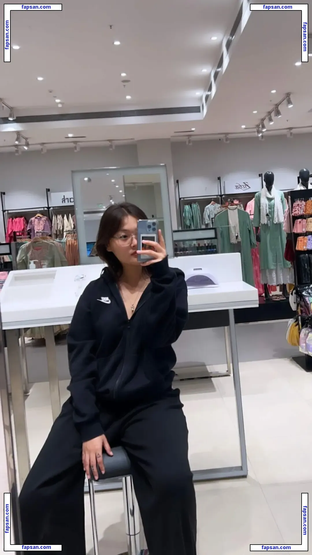 Whos Tenz голая фото #0003 с Онлифанс