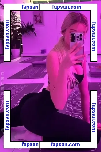 whylollycry nude photo #0121 from OnlyFans