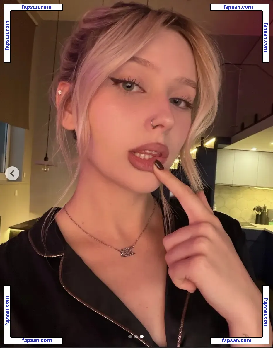 whylollycry nude photo #0128 from OnlyFans