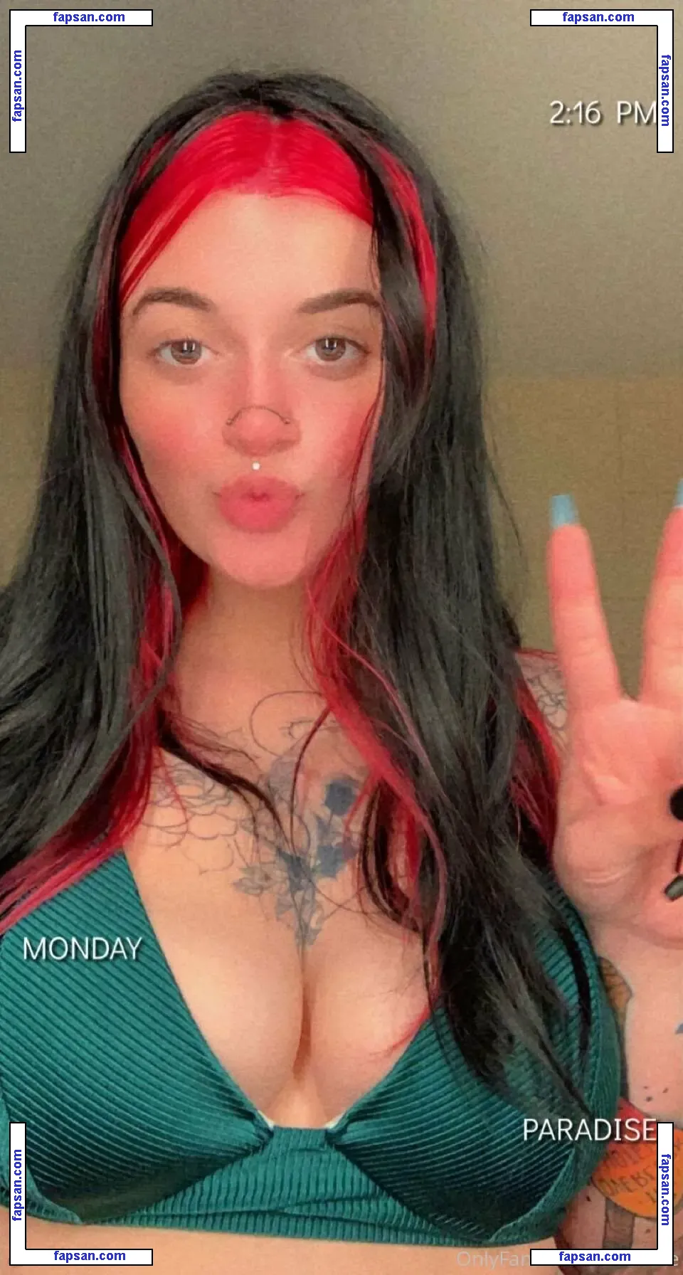 wiccanne nude photo #0003 from OnlyFans