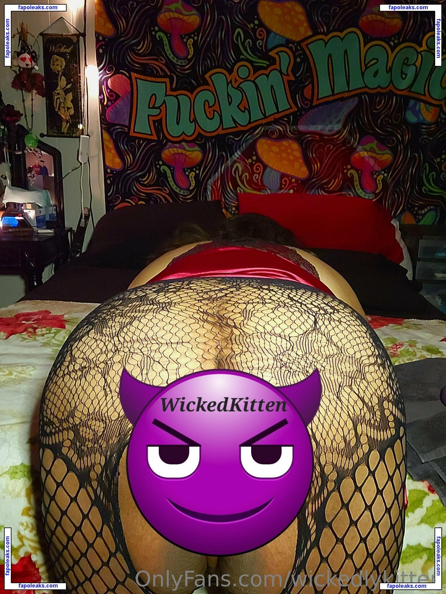 wickedlykitten / wickedkitten420 nude photo #0025 from OnlyFans