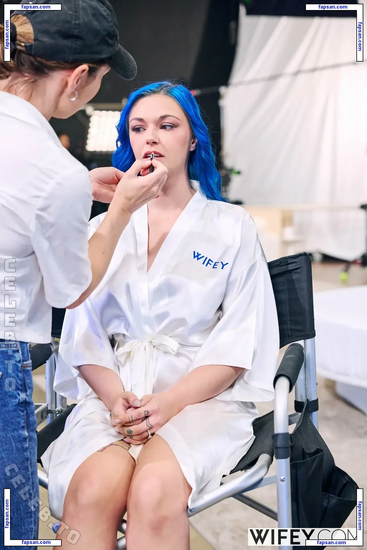 Wifey голая фото #0084 с Онлифанс