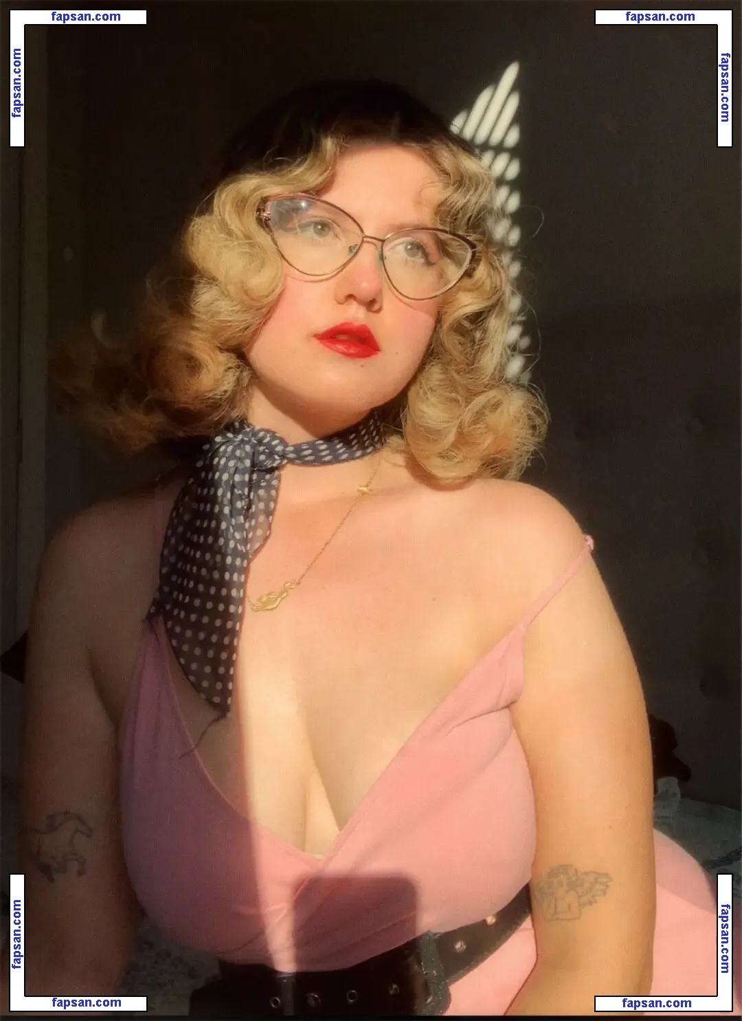 wildmarialaura голая фото #0002 с Онлифанс