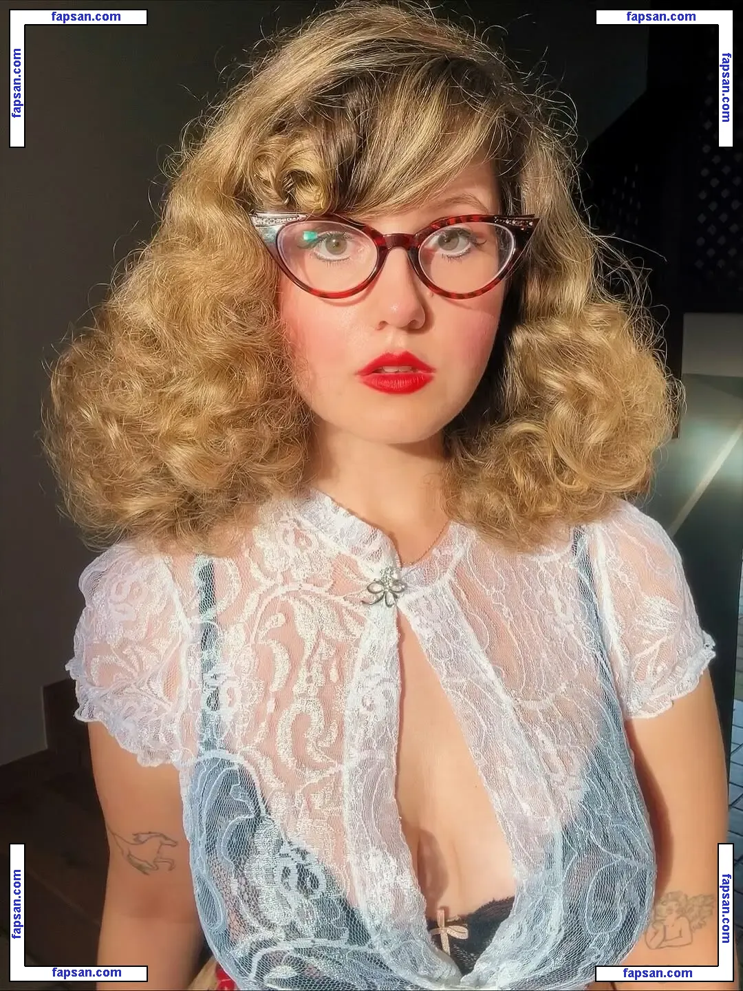 wildmarialaura голая фото #0022 с Онлифанс