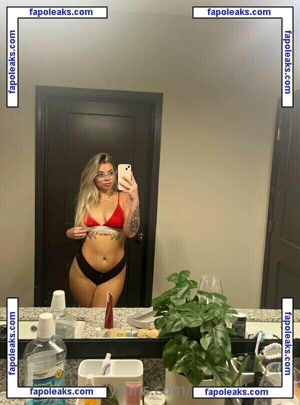 Willow Clark / willowclark / willowclarkk nude photo #0002 from OnlyFans