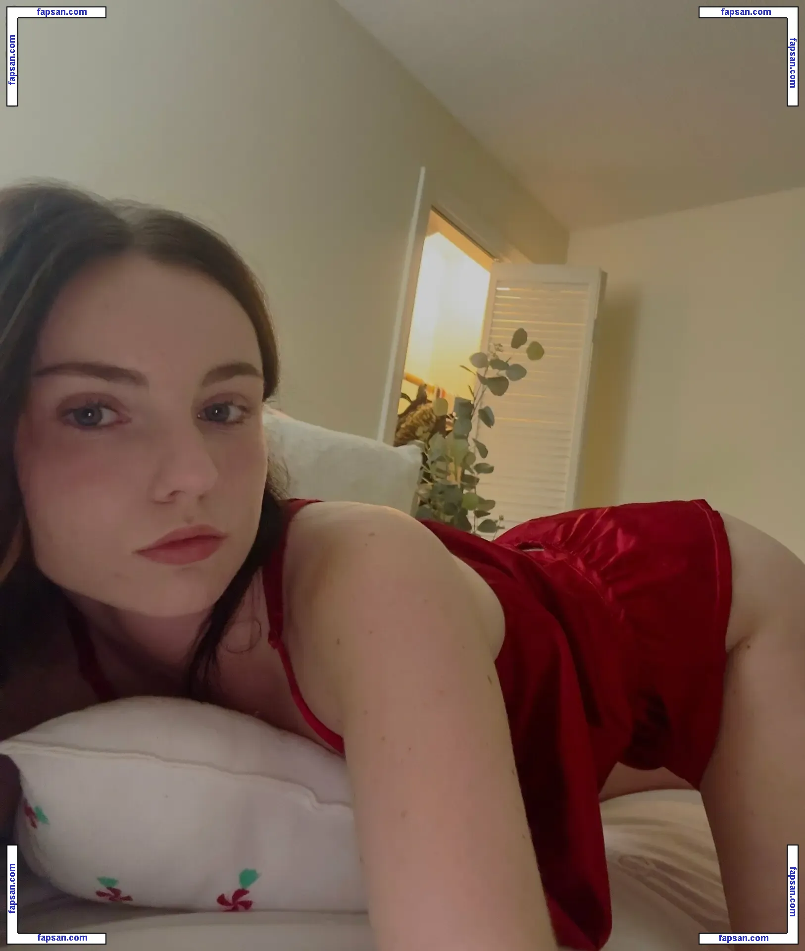Willow888 nude photo #0011 from OnlyFans