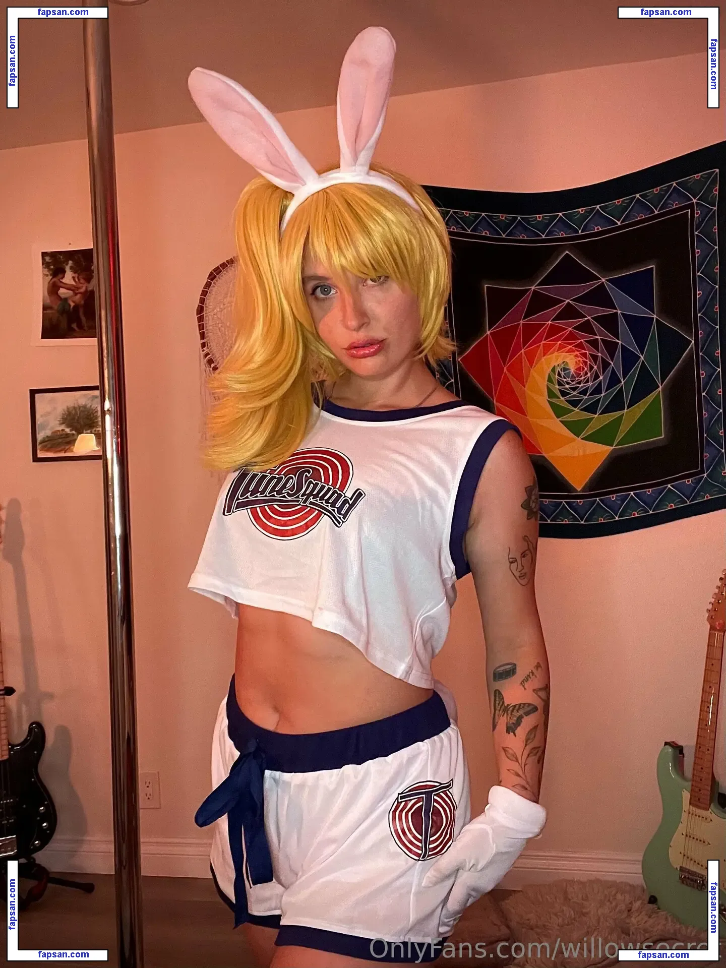 willowsecret голая фото #0008 с Онлифанс