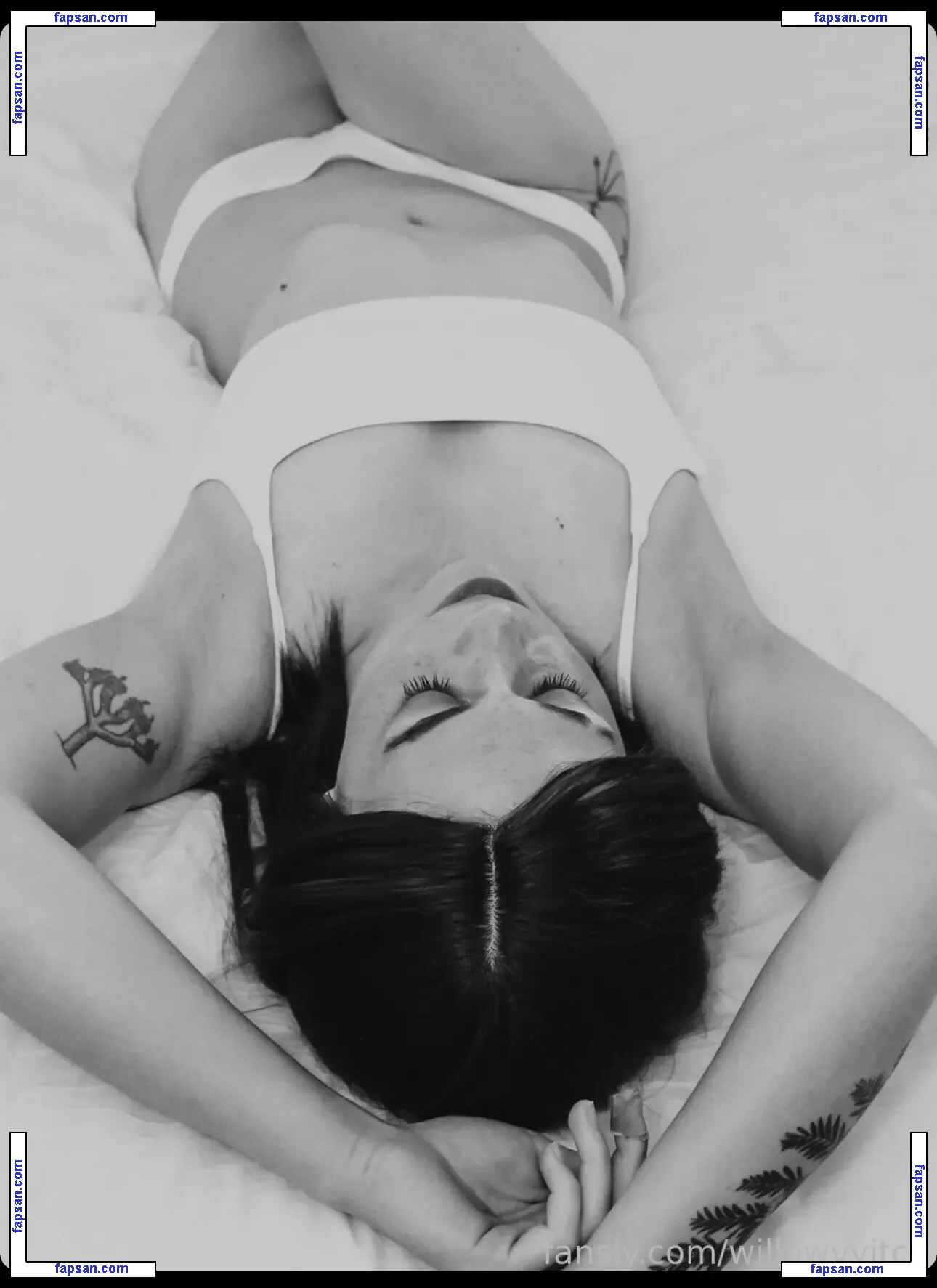 Willowvvitch Nsfwillow nude photo #0003 from OnlyFans