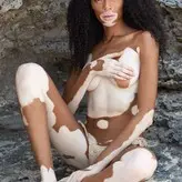 Winnie Harlow голая #0014