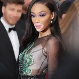 Winnie Harlow голая #0207