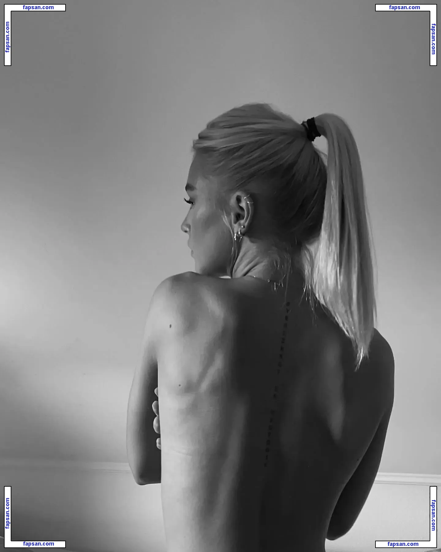 winterbottomm nude photo #0002 from OnlyFans