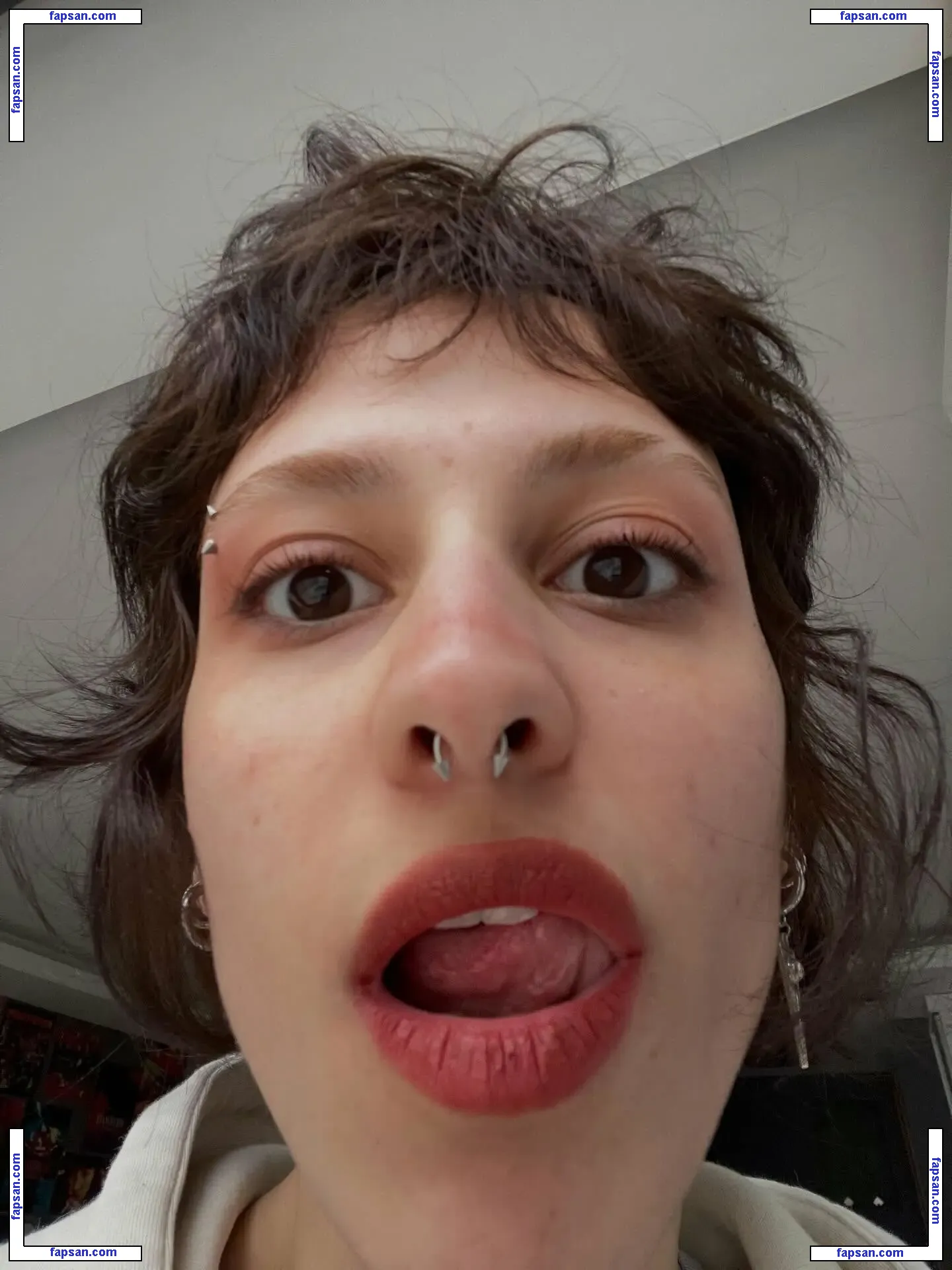 wiquinkue голая фото #0003 с Онлифанс