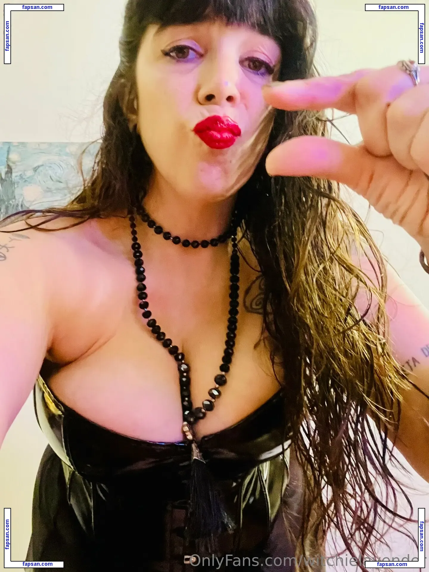 witchielavender nude photo #0008 from OnlyFans