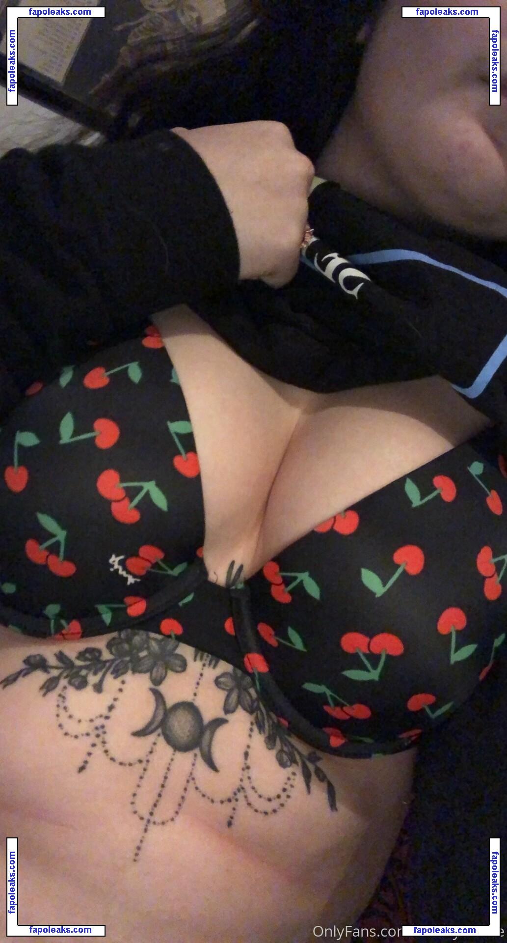 witchywinkie / chunkyandfunkymaddie nude photo #0050 from OnlyFans