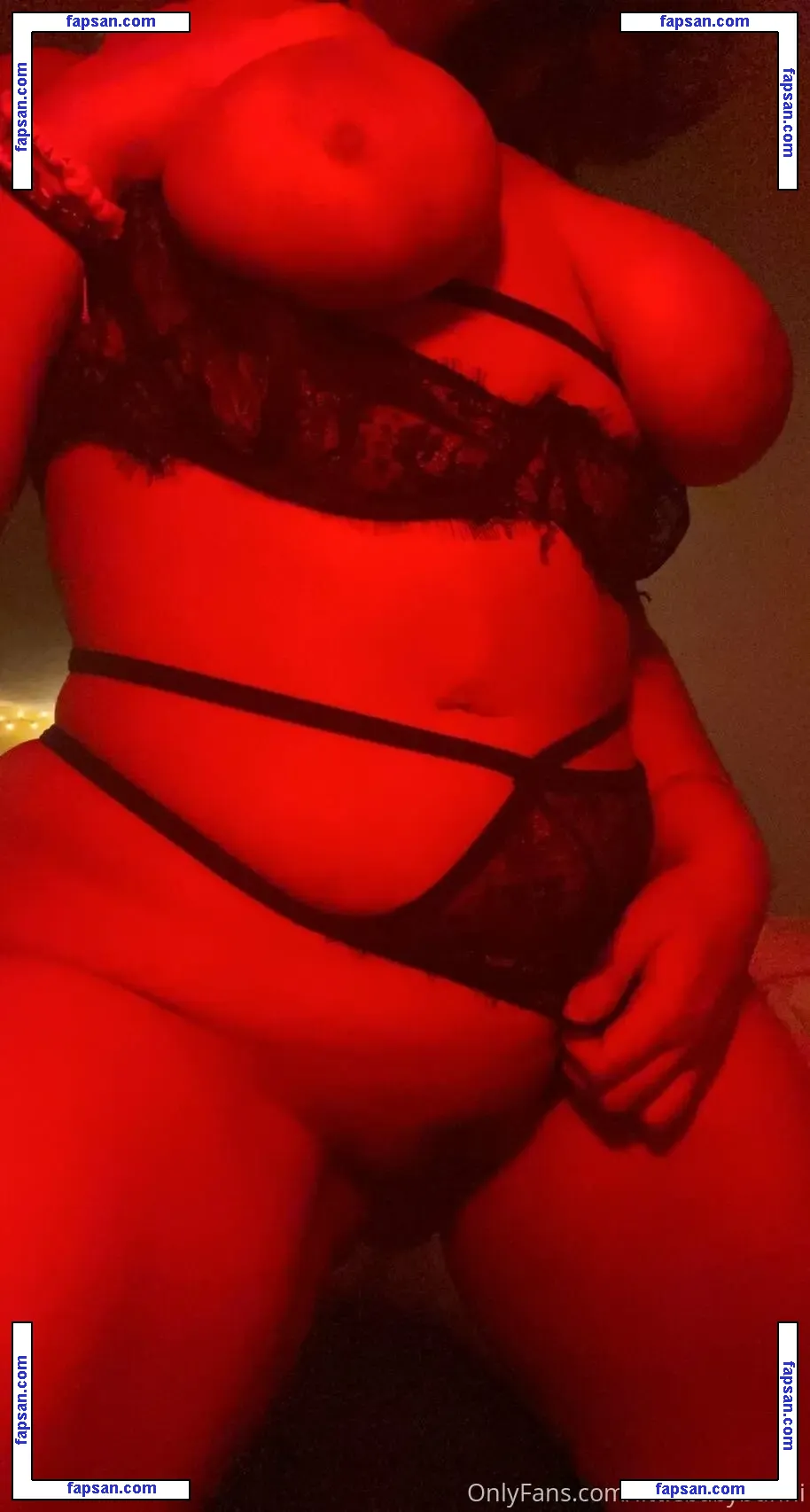 wittlebabybunni / _wittlebabiebunnie_ nude photo #0005 from OnlyFans