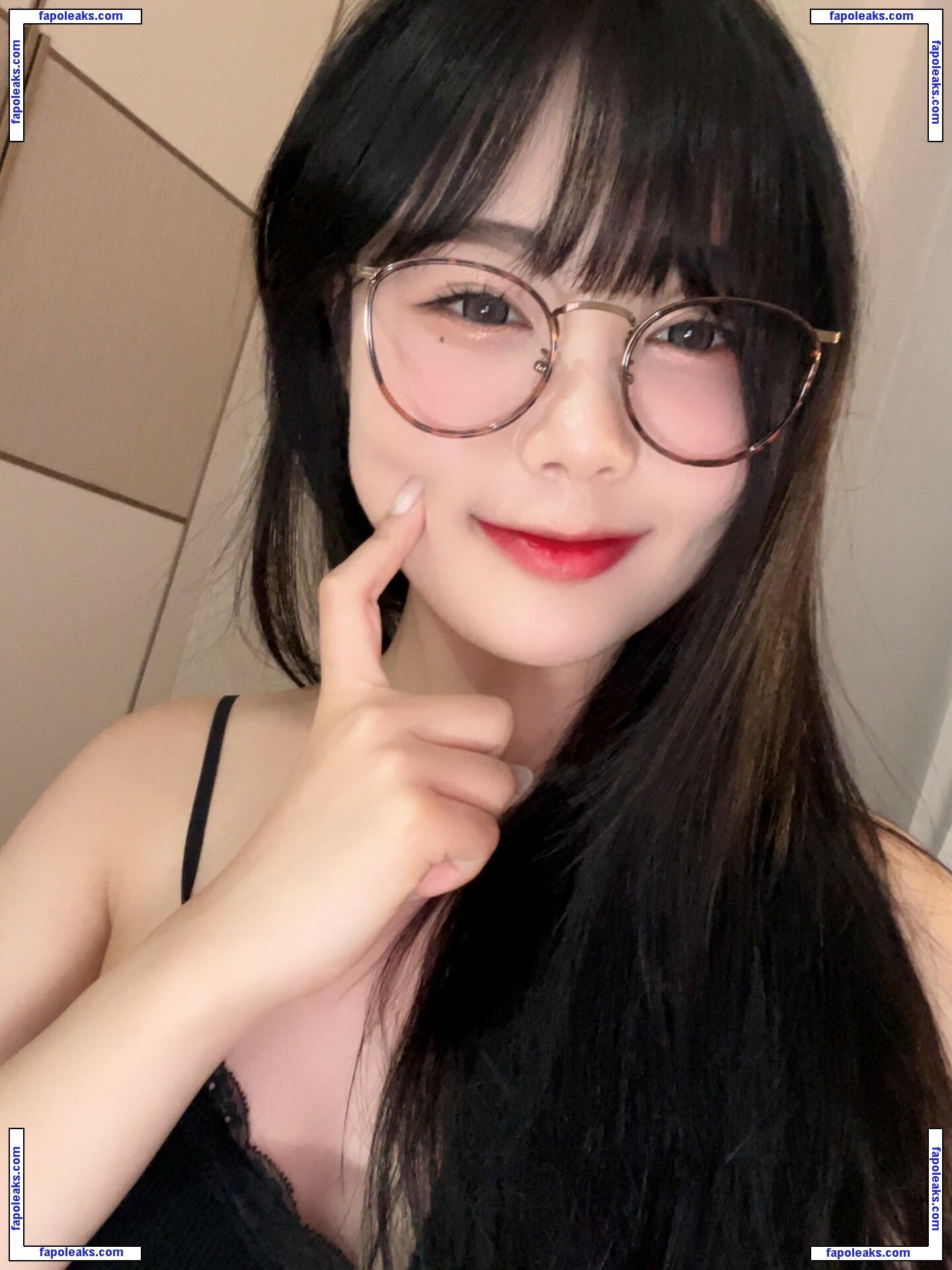 wngml774 / hkbal2 / 흑발이♥ nude photo #0027 from OnlyFans