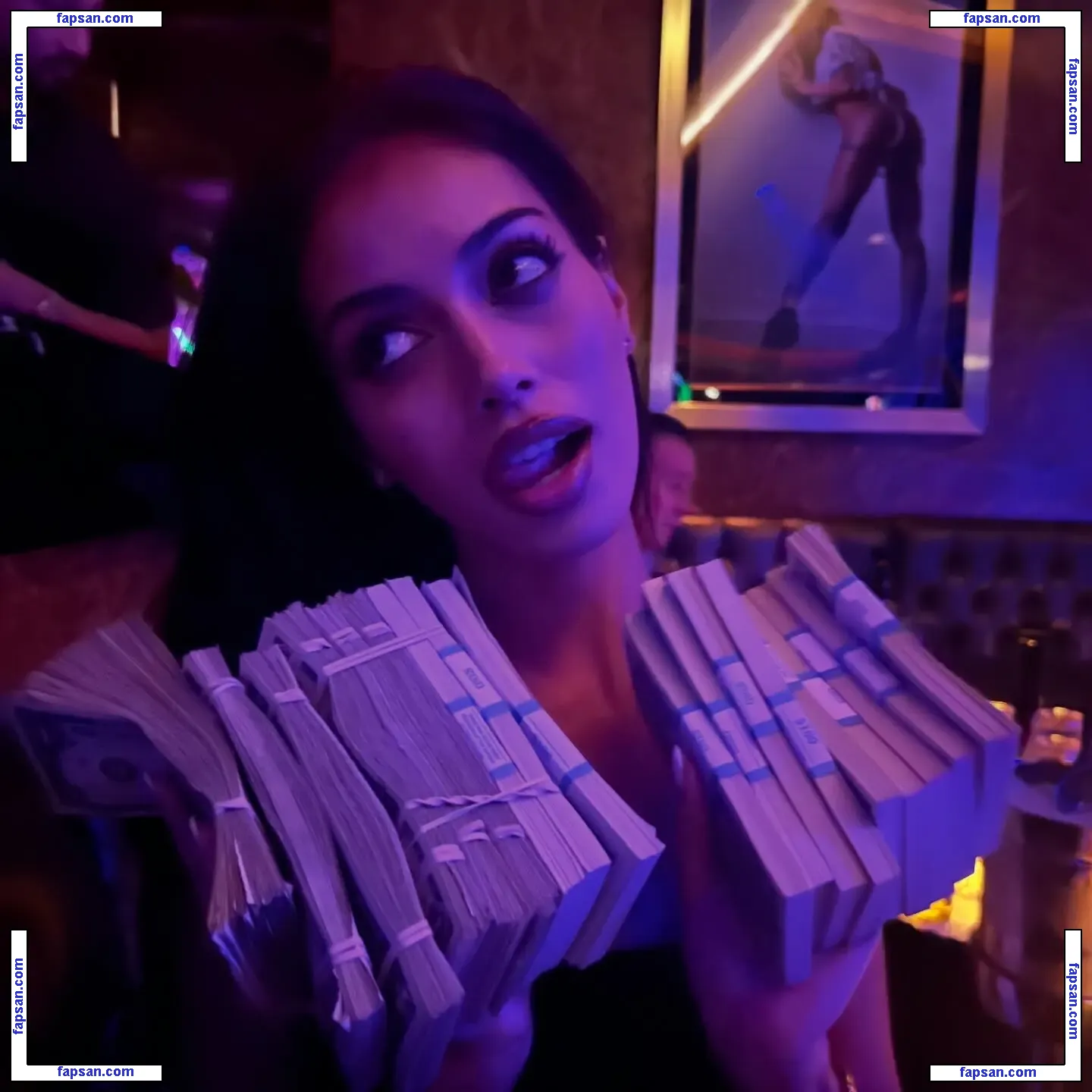 Wolfiecindy nude photo #0445 from OnlyFans