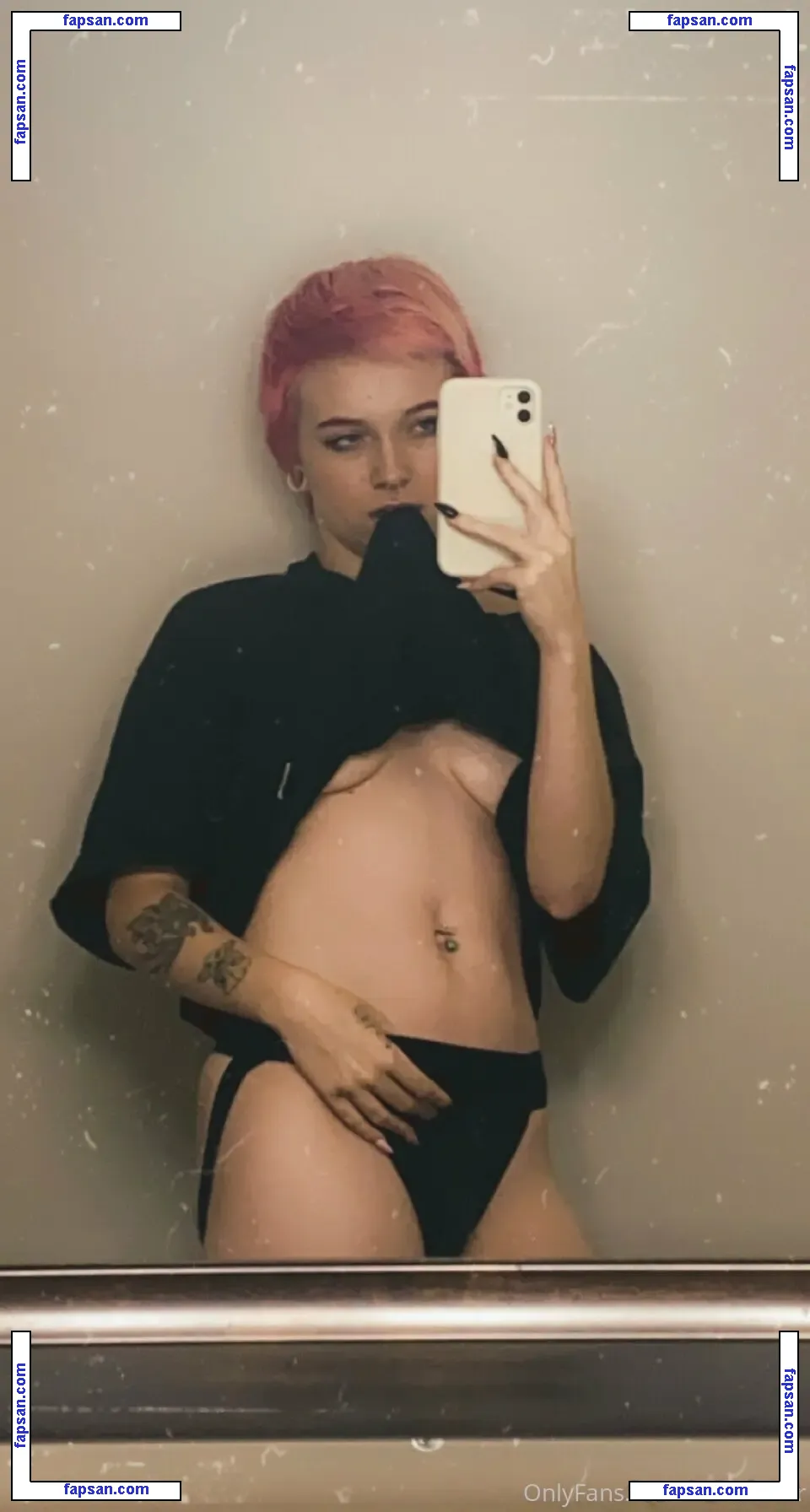 wolfsbaneghoulfree nude photo #0001 from OnlyFans