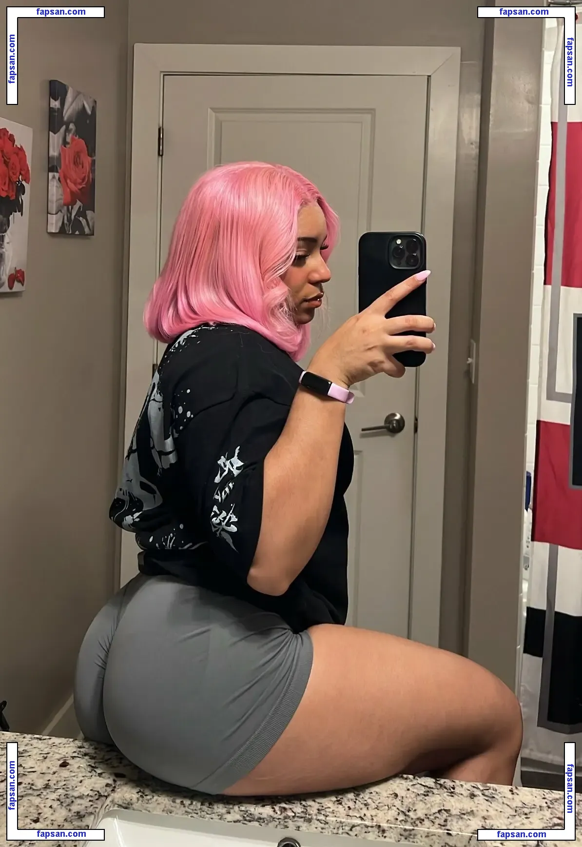 Wolfsrh голая фото #0002 с Онлифанс