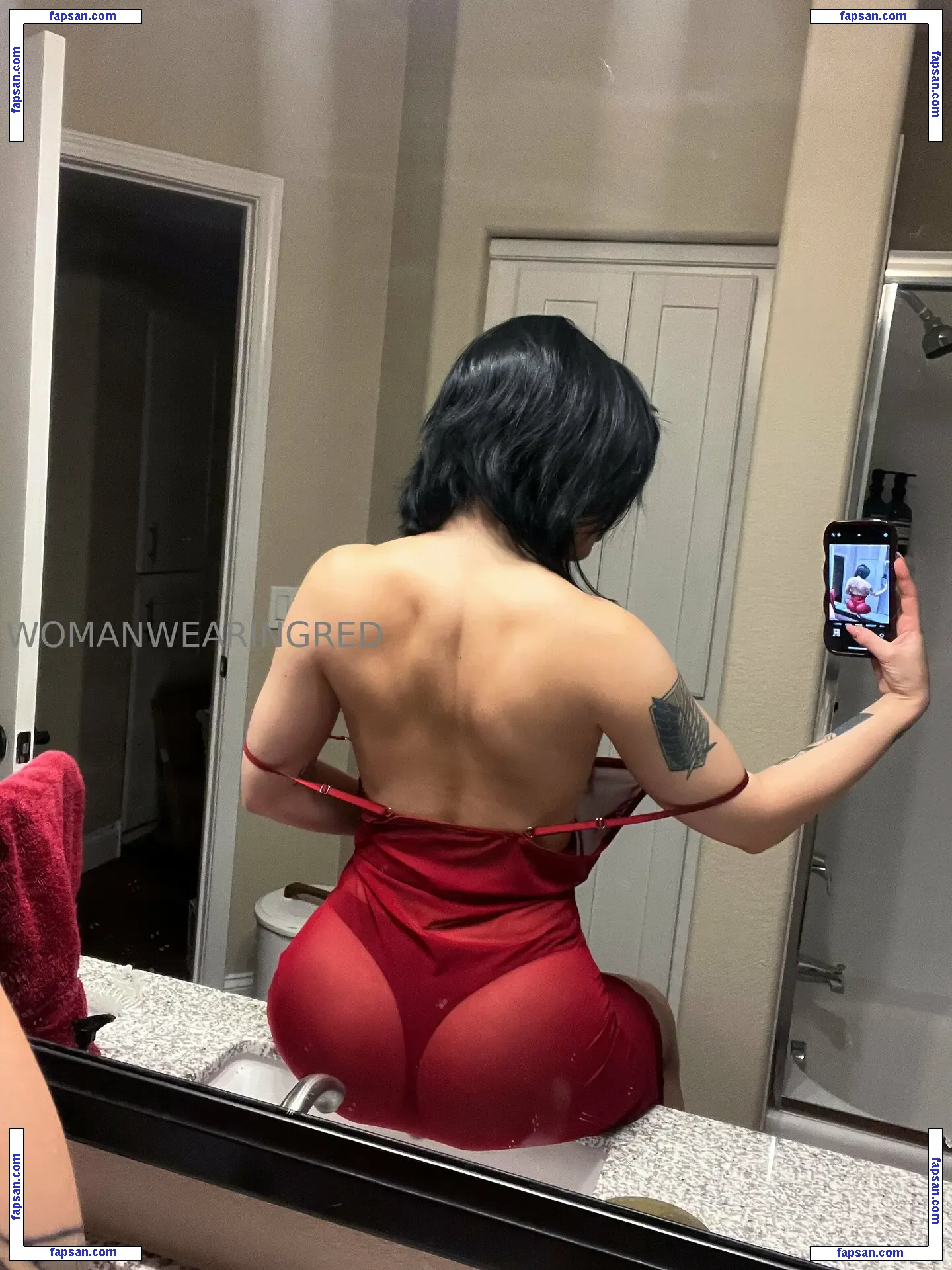 womanwearingred nude photo #0152 from OnlyFans