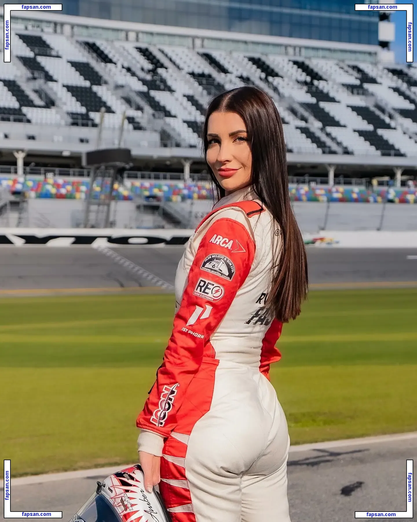 Women Motorsports nude photo #0010 from OnlyFans