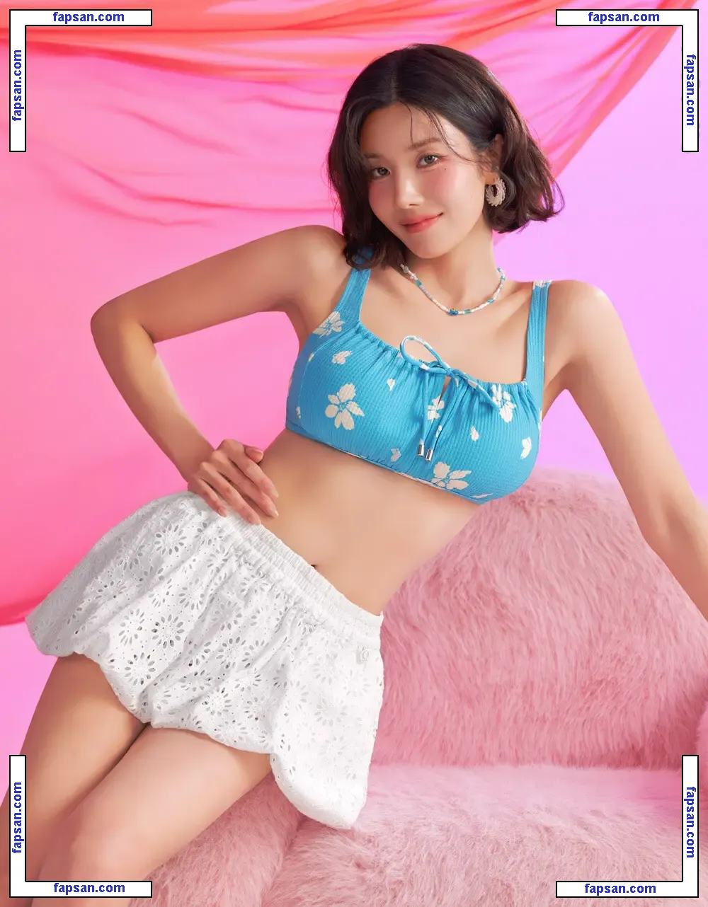 WomenK-pop nude photo #1718 from OnlyFans