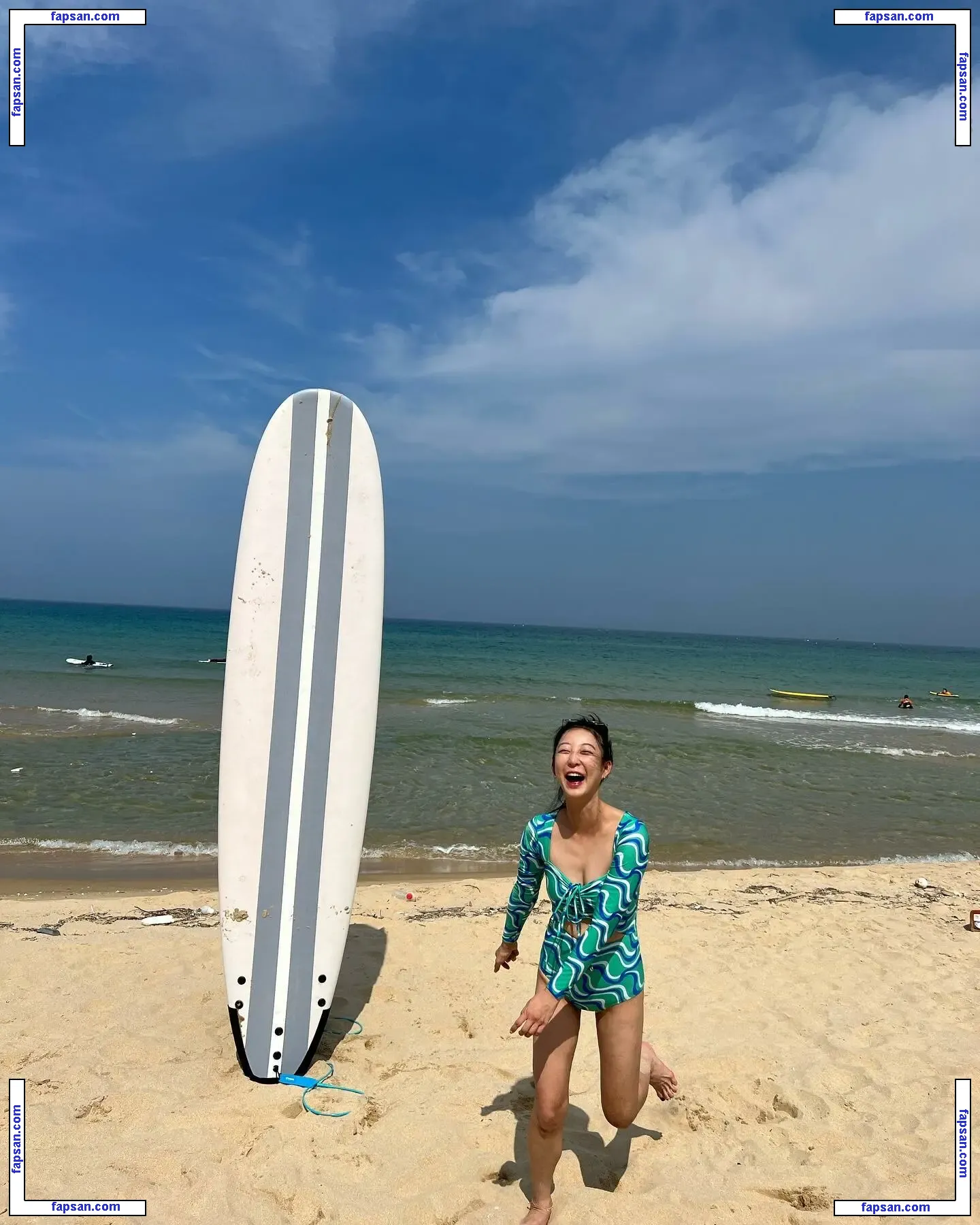 WomenK-pop nude photo #1765 from OnlyFans
