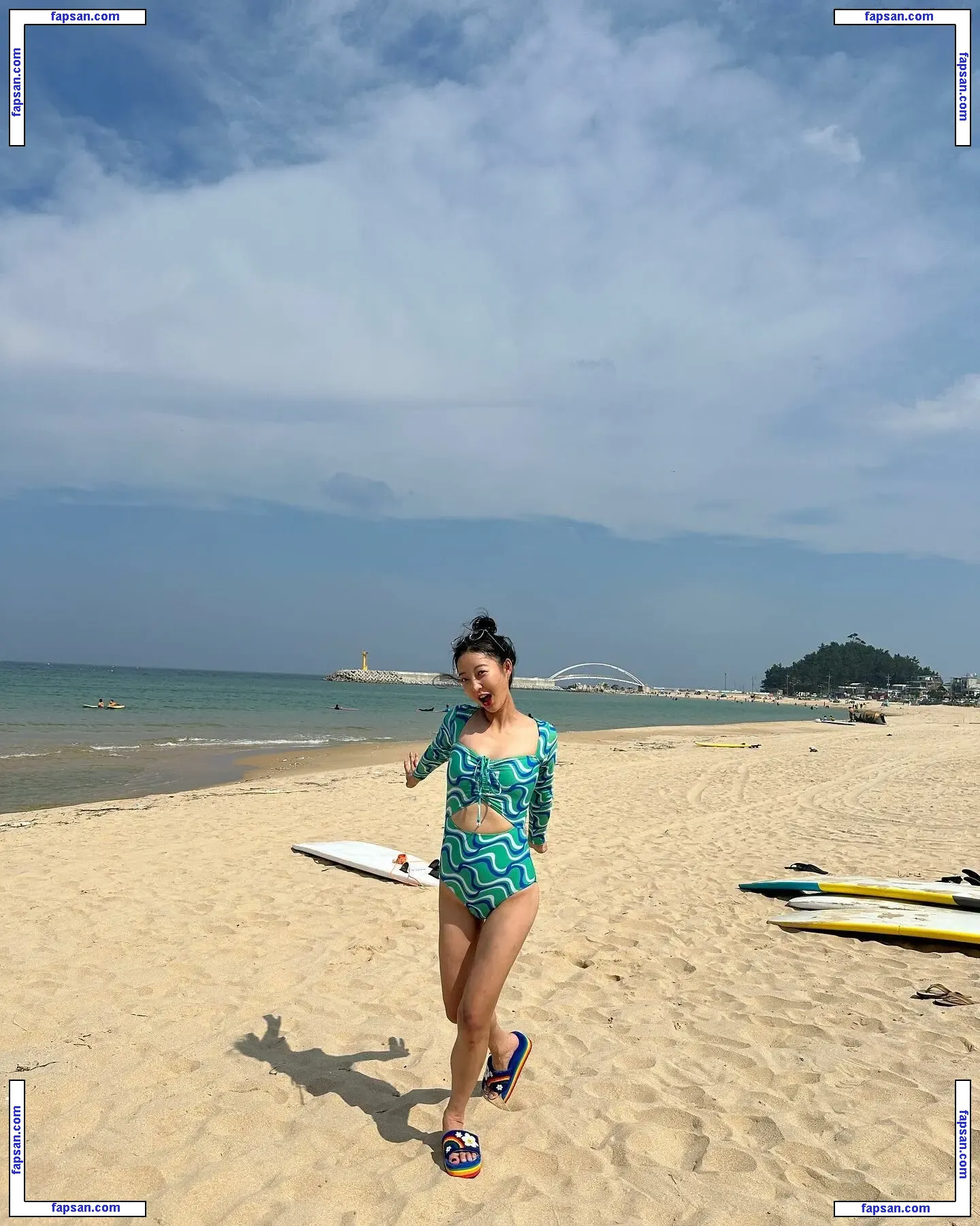 WomenK-pop nude photo #1770 from OnlyFans