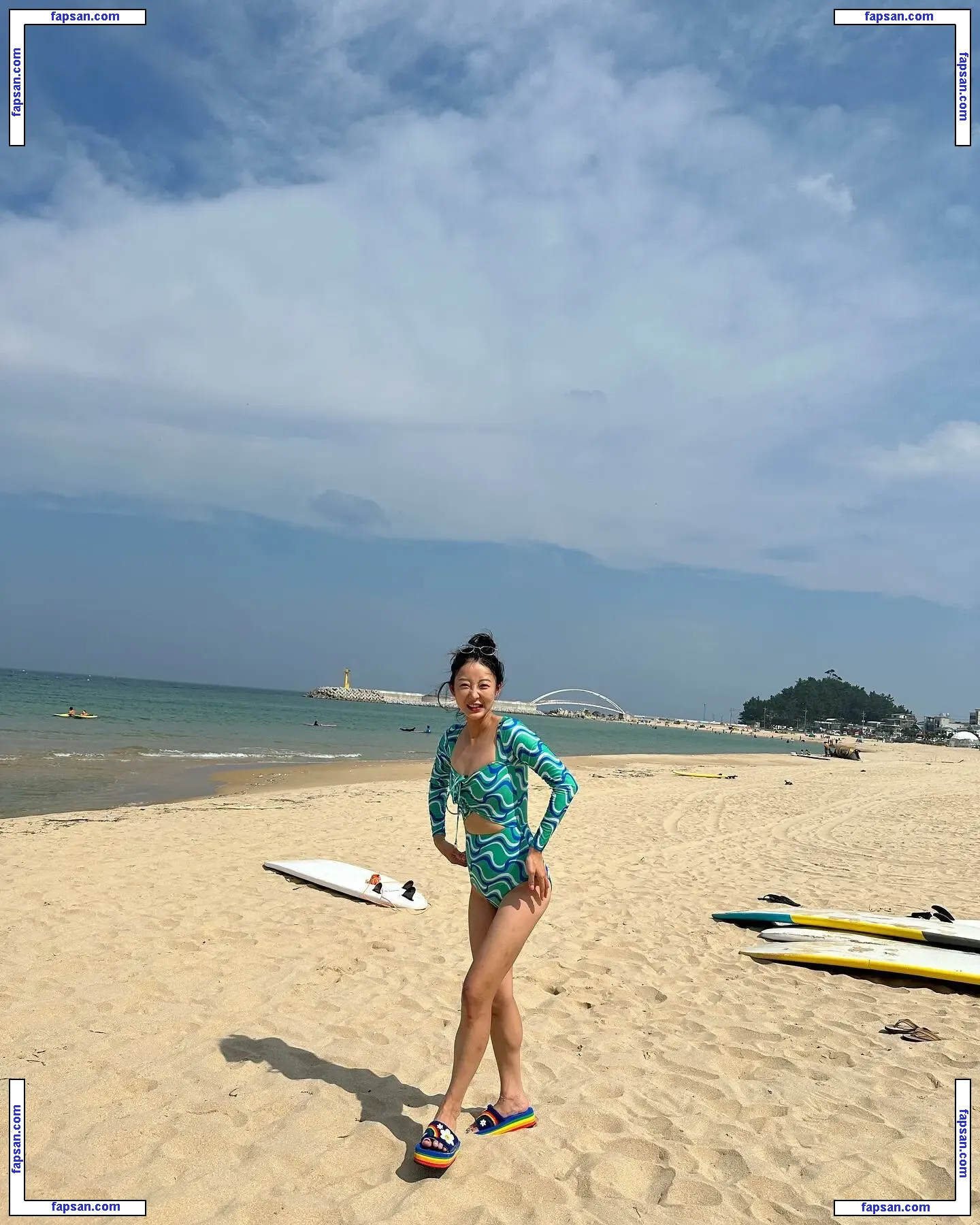 WomenK-pop nude photo #1772 from OnlyFans
