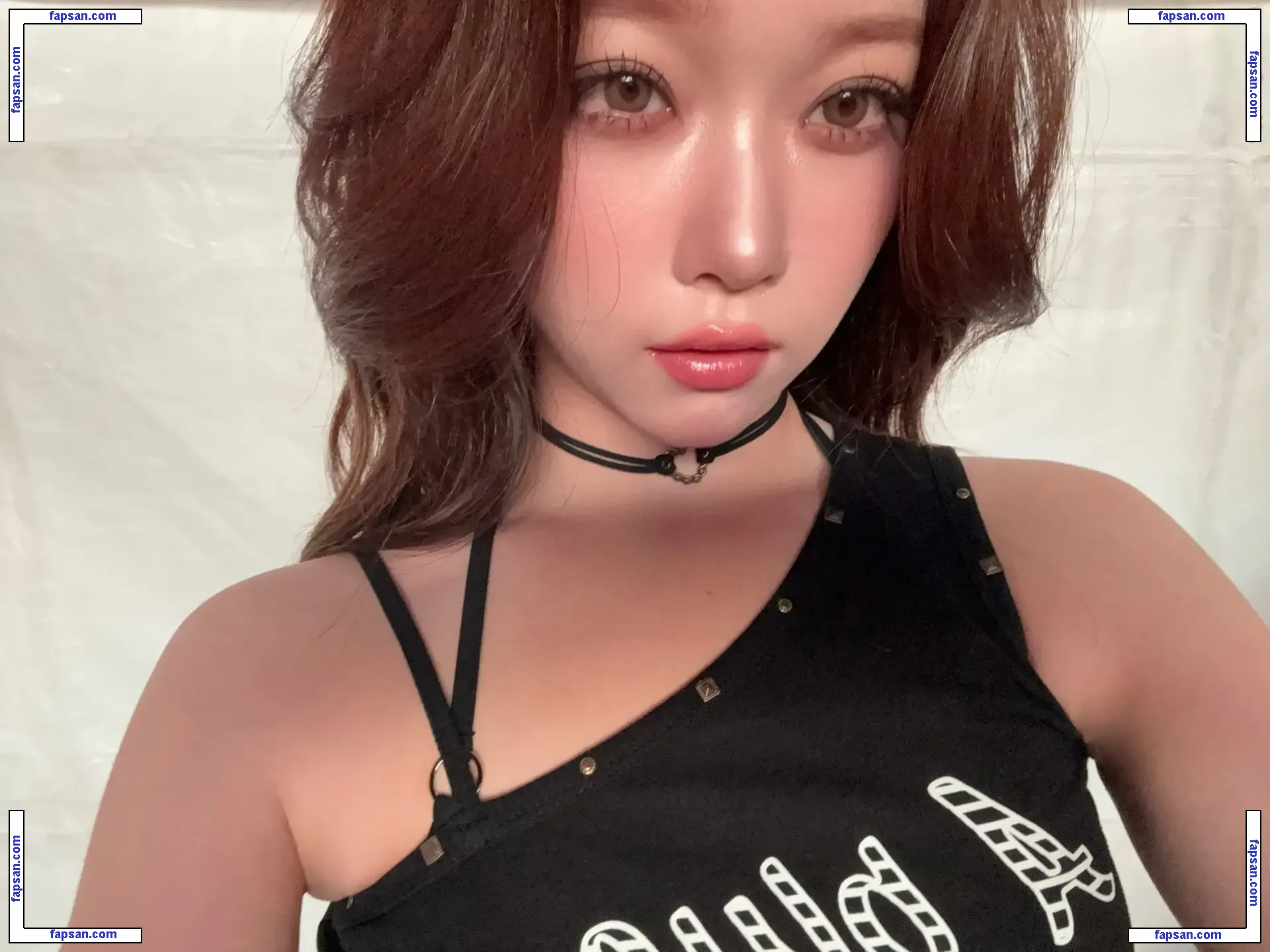 WomenK-pop nude photo #1820 from OnlyFans