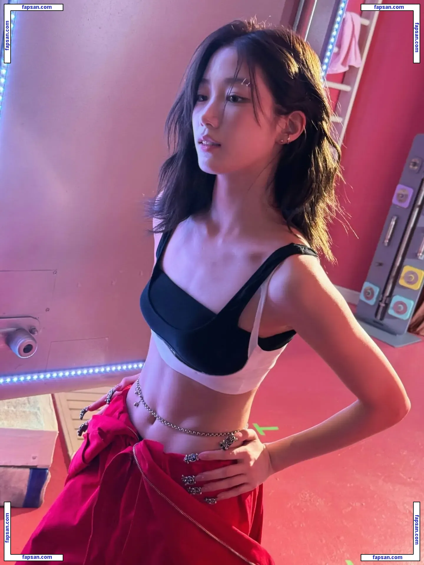 WomenK-pop nude photo #1824 from OnlyFans