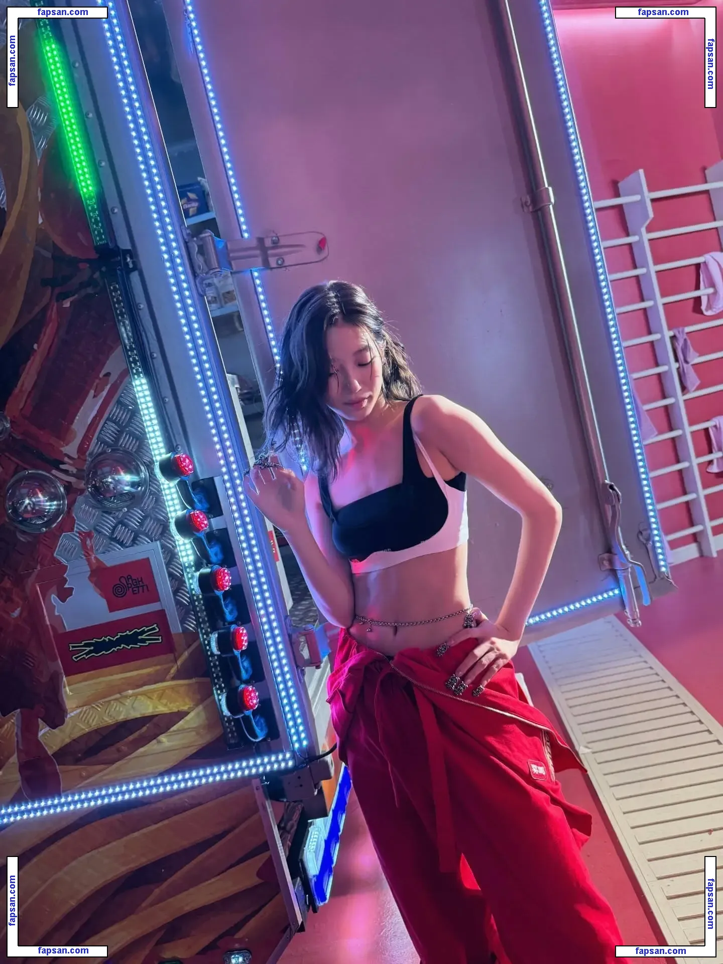 WomenK-pop nude photo #1826 from OnlyFans