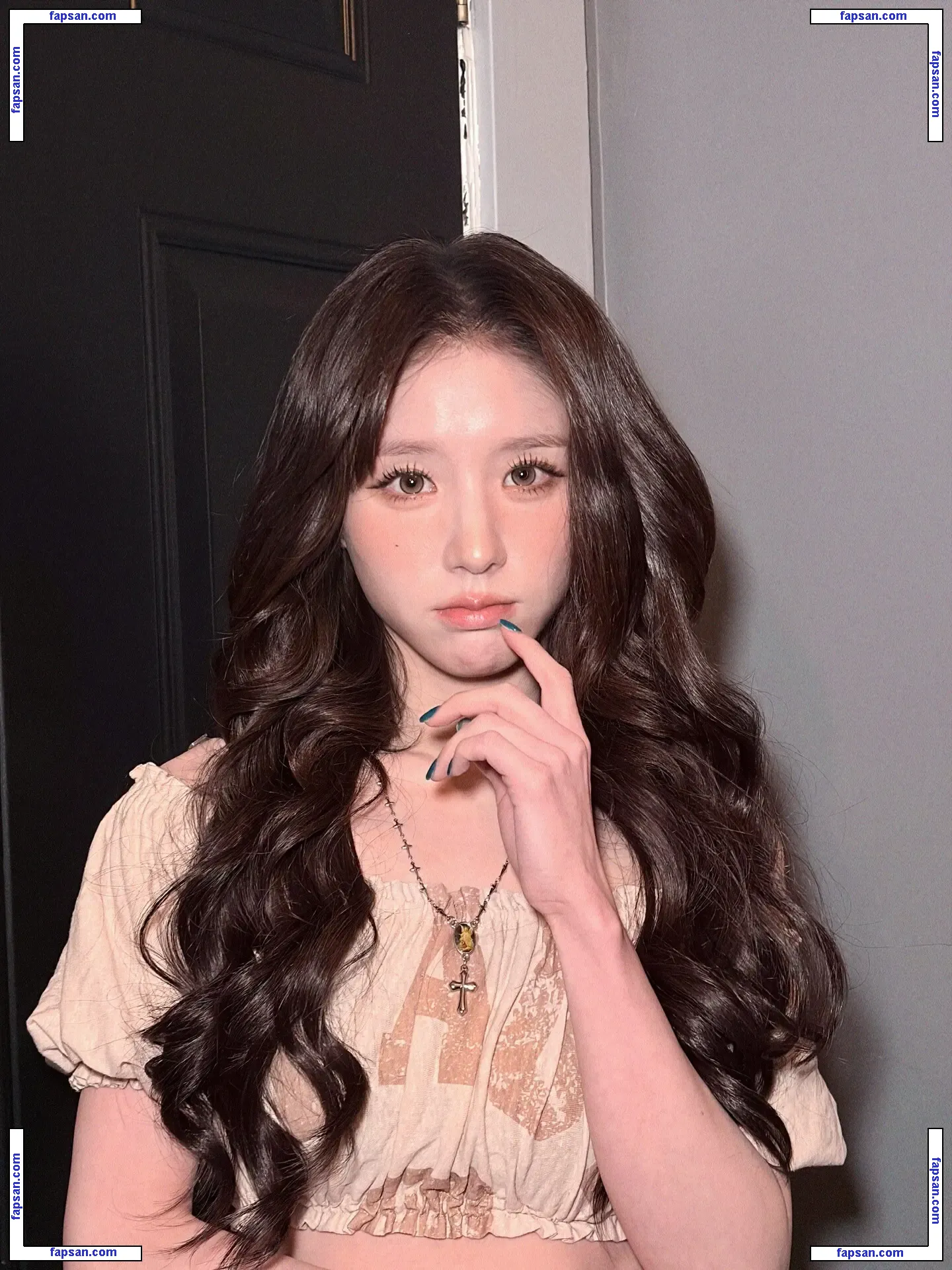 WomenK-pop nude photo #1839 from OnlyFans