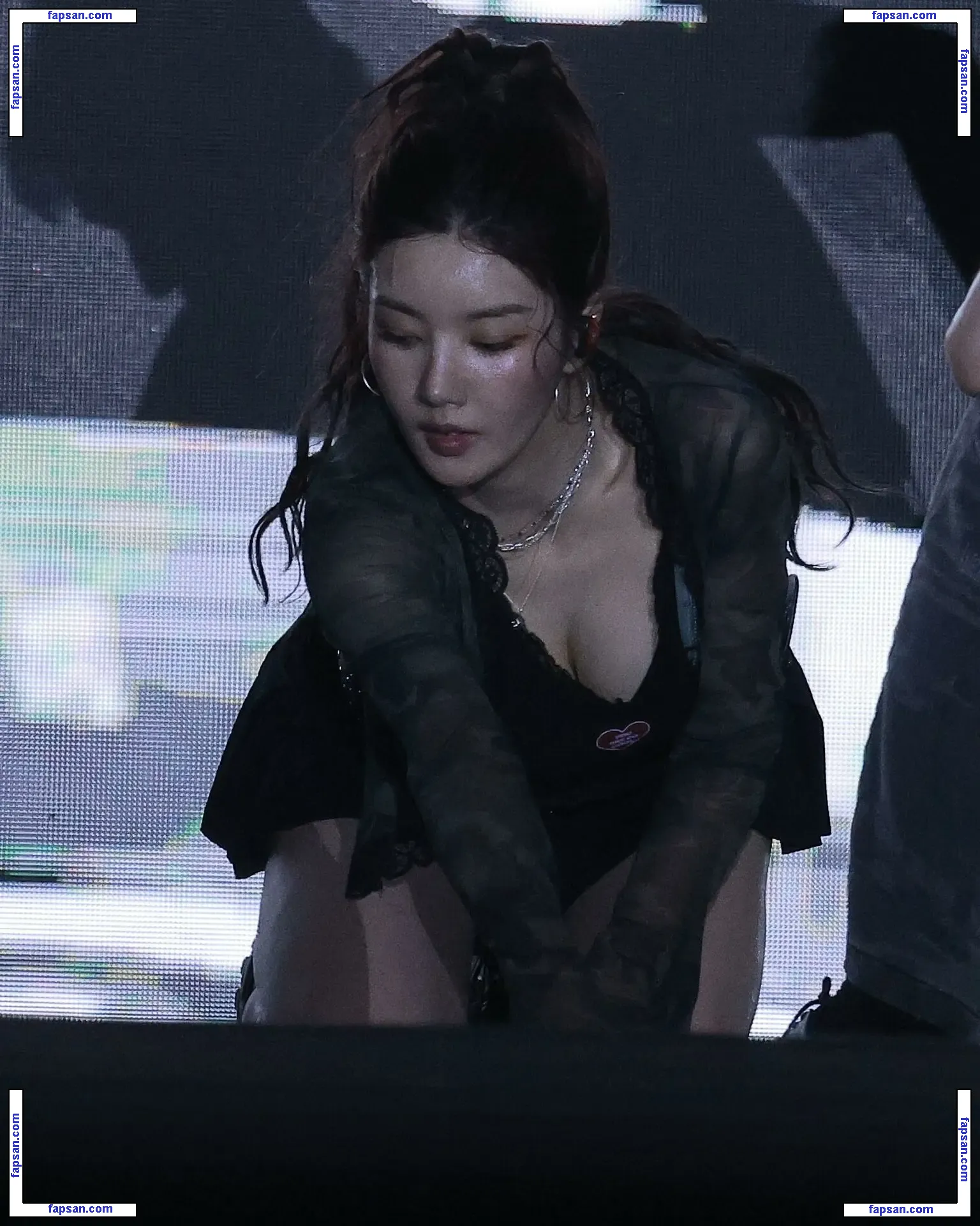 WomenK-pop nude photo #1858 from OnlyFans