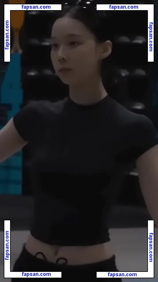 WomenK-pop nude photo #1886 from OnlyFans